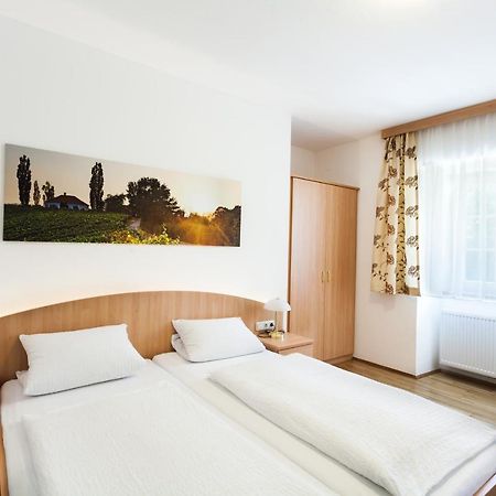 Gaestehaus Ferk - Fruehstueckspension, Bed & Breakfast Bad Radkersburg Luaran gambar