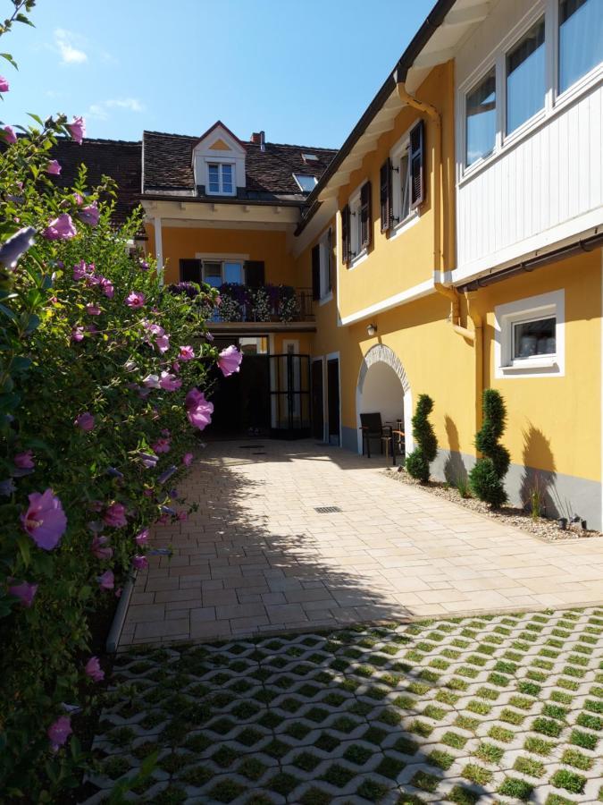 Gaestehaus Ferk - Fruehstueckspension, Bed & Breakfast Bad Radkersburg Luaran gambar