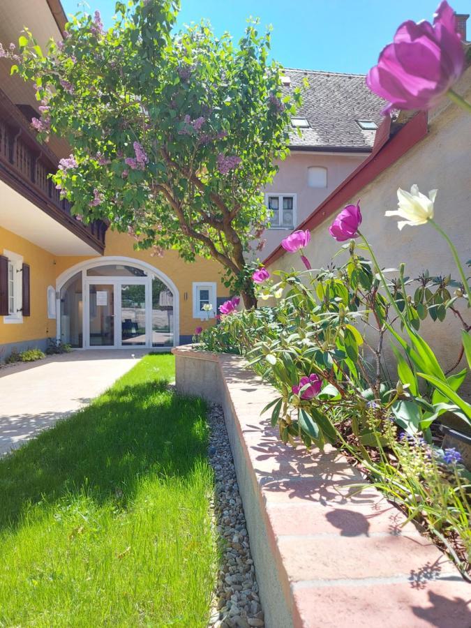 Gaestehaus Ferk - Fruehstueckspension, Bed & Breakfast Bad Radkersburg Luaran gambar